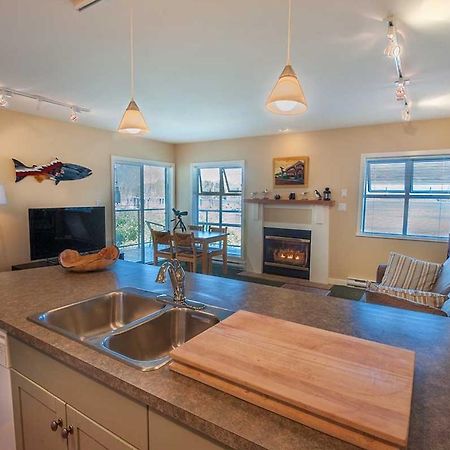 Luxury Oceanfront Condo By Onlybc 104 Tofino Ngoại thất bức ảnh